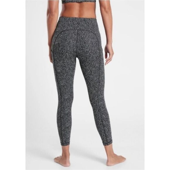 Athleta Ultimate Stash Textured 7/8 Tight Leggings Black White Pockets M Medium - Picture 1 of 7